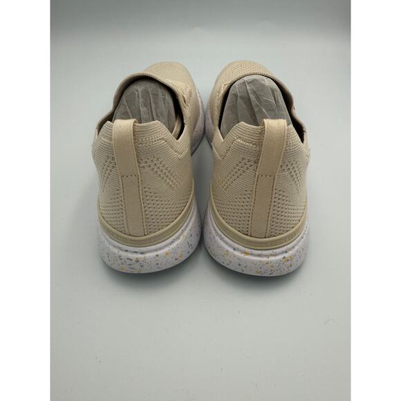APL Techloom Breeze Neutral Sneaker Mens Size 8, Womens Size 9.5